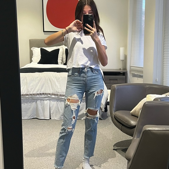 Levi’s Wedgie - Picture 6 of 7